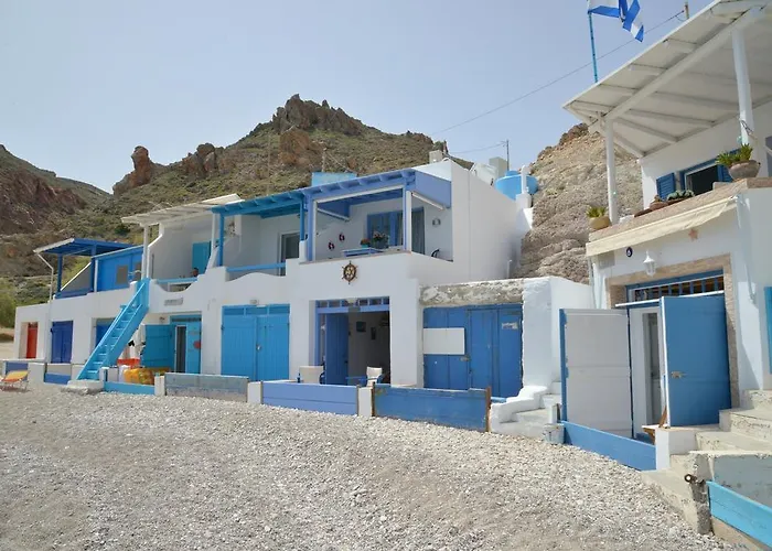 Erginas Boat House Plaka (Milos)
